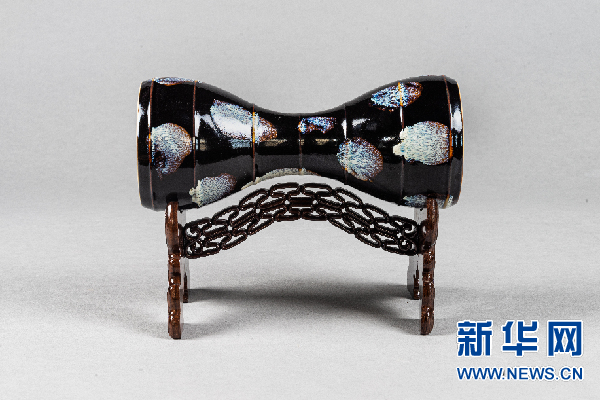 鲁山花瓷两件作品分获中国陶瓷设计大赛金奖和银奖