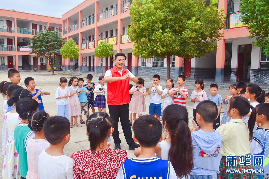 河南社旗：志愿服务添彩乡村孩子暑假生活