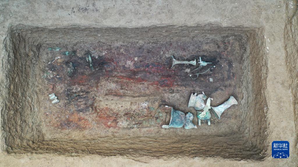 考古：安阳发现商代“册”族居葬区