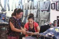 郑州市一马路办事处开展妇科病普查活动